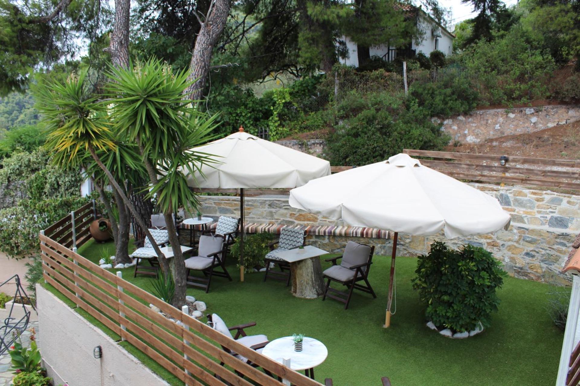 AgnontasThe Pine Trees公寓式酒店 外观 照片